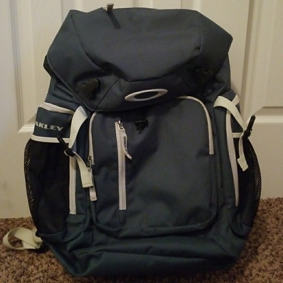 oakley diaper bag